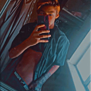 Meet your Posher, Jason